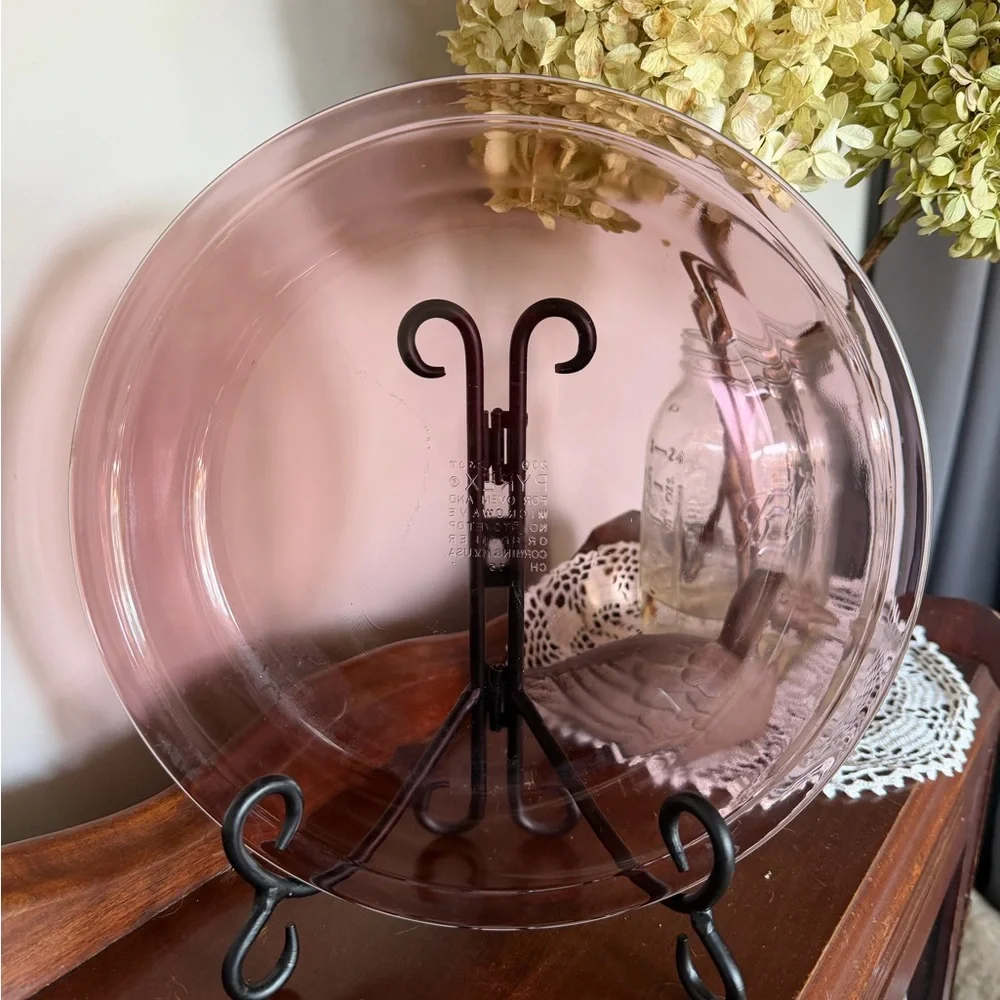 Pyrex Rose-Tinted Glass Pie Dish